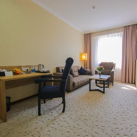 Rayan Hotel Osh Εξωτερικό φωτογραφία