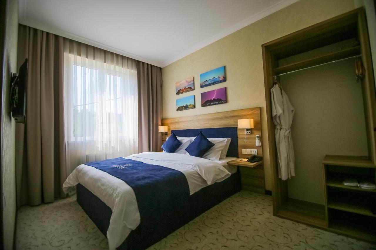 Rayan Hotel Osh Εξωτερικό φωτογραφία