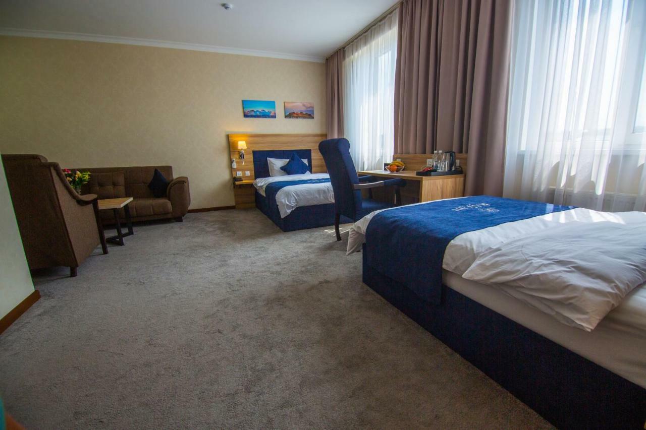 Rayan Hotel Osh Εξωτερικό φωτογραφία
