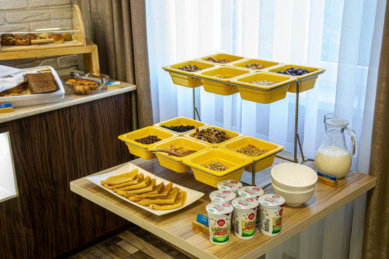 Rayan Hotel Osh Εξωτερικό φωτογραφία