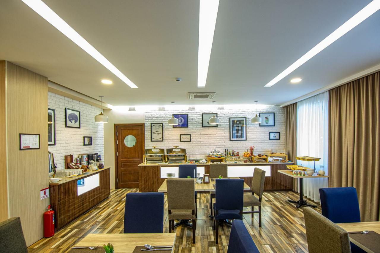Rayan Hotel Osh Εξωτερικό φωτογραφία