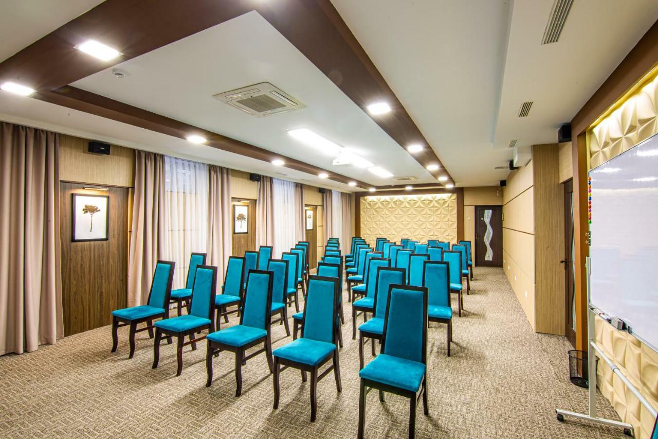 Rayan Hotel Osh Εξωτερικό φωτογραφία